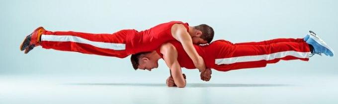 Job: London. {£150} Energetic Male Performers Wanted: Bboy & Acro for Guest Interaction!