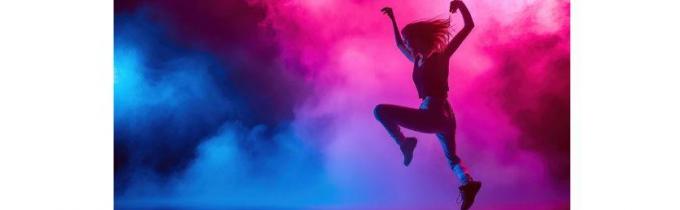 Job: Edinburgh. {£150} Female Background Dancers Needed for a Feature Film