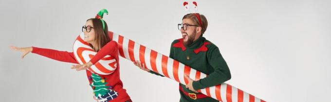 Job: Dundee. {PAID} Looking for Fun, High-Energy Elves for Interactive Show and Meet-and-Greet!